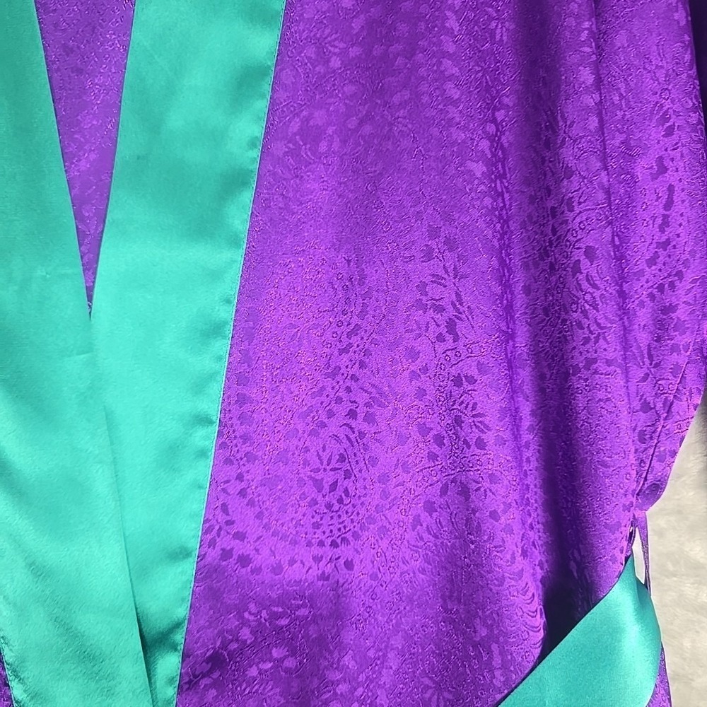 Victoria's Secret VTG Gold Label Satin Robe One Size Purple Green Paisley Retro‎ - Picture 3 of 8